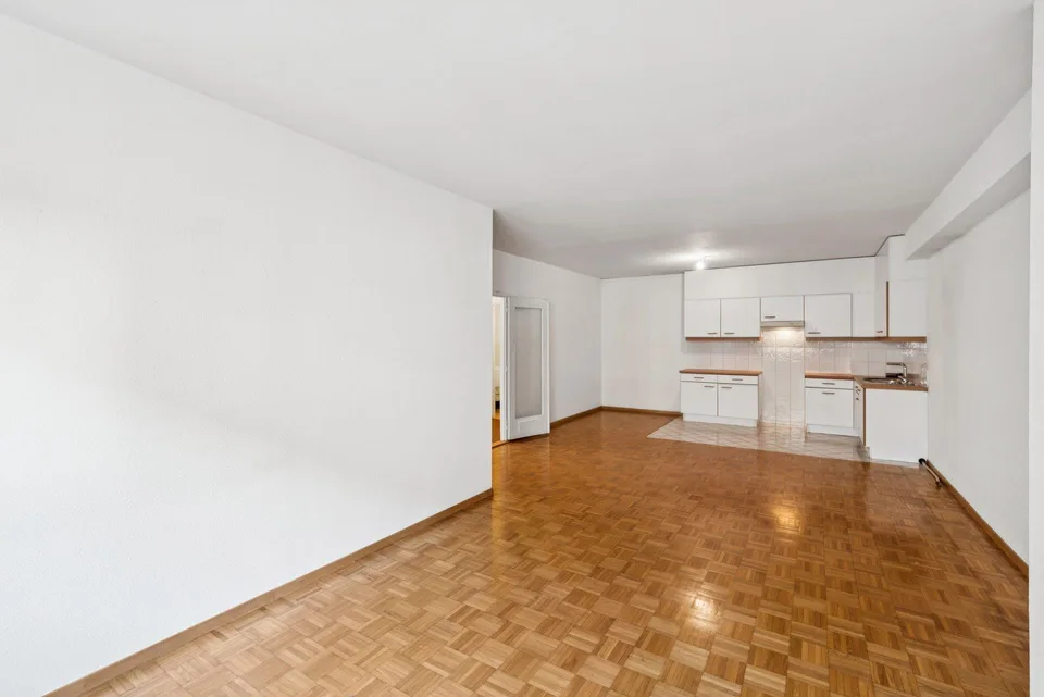Three-room apartment in the city center