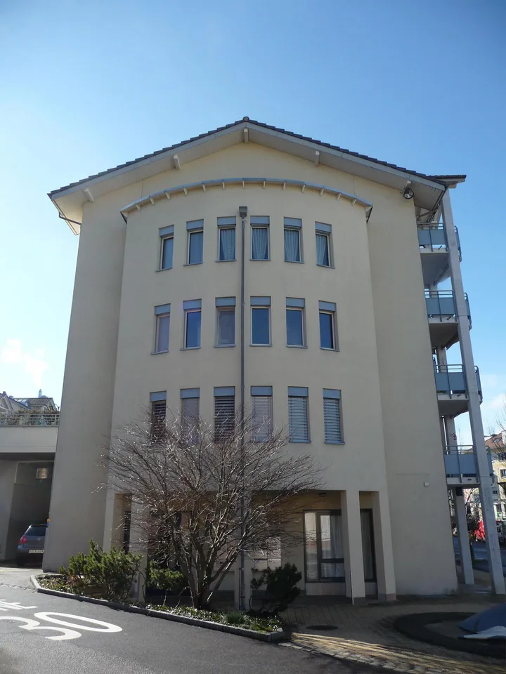 Ladenlokal / Praxis / Studio – Foto 3 von 3