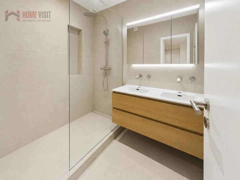 Vivre au-delà d'Allschwil - appartement de mansarde rénové de 4,5 pièces avec cheminée