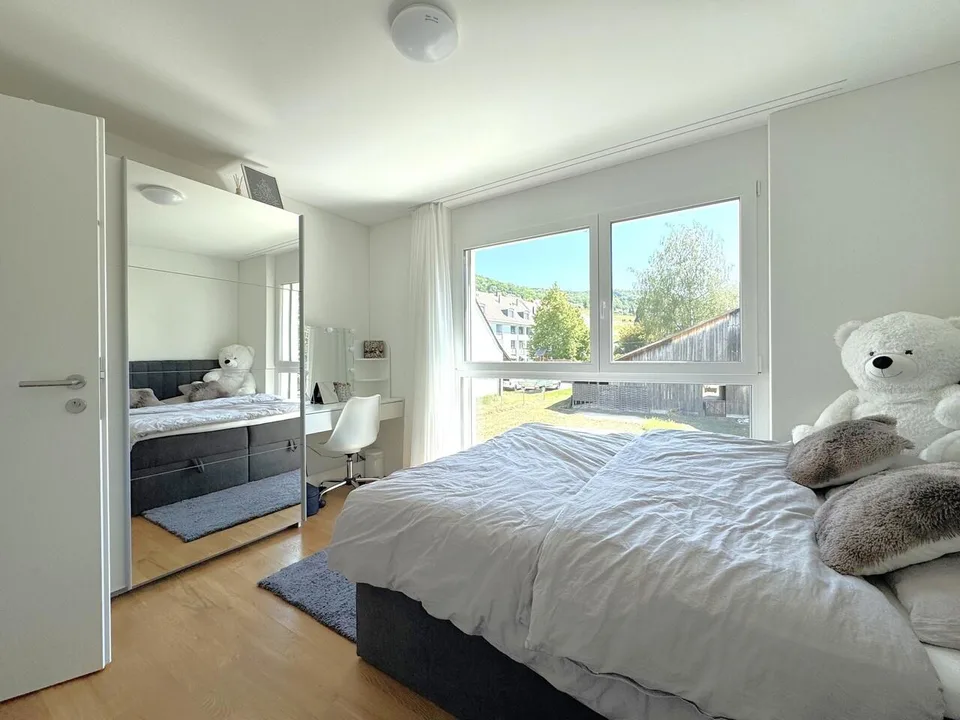 Grosszügige, moderne 4.5-Zimmer-Wohnung an attraktiver Lage