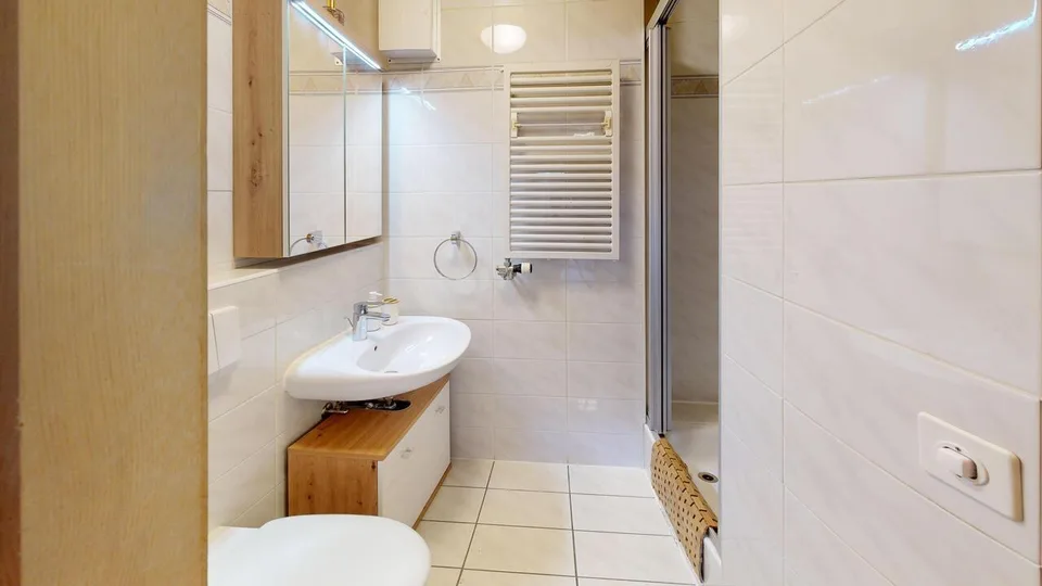 Studio - Daphné 3A - Location à l'année - Disponible de suite