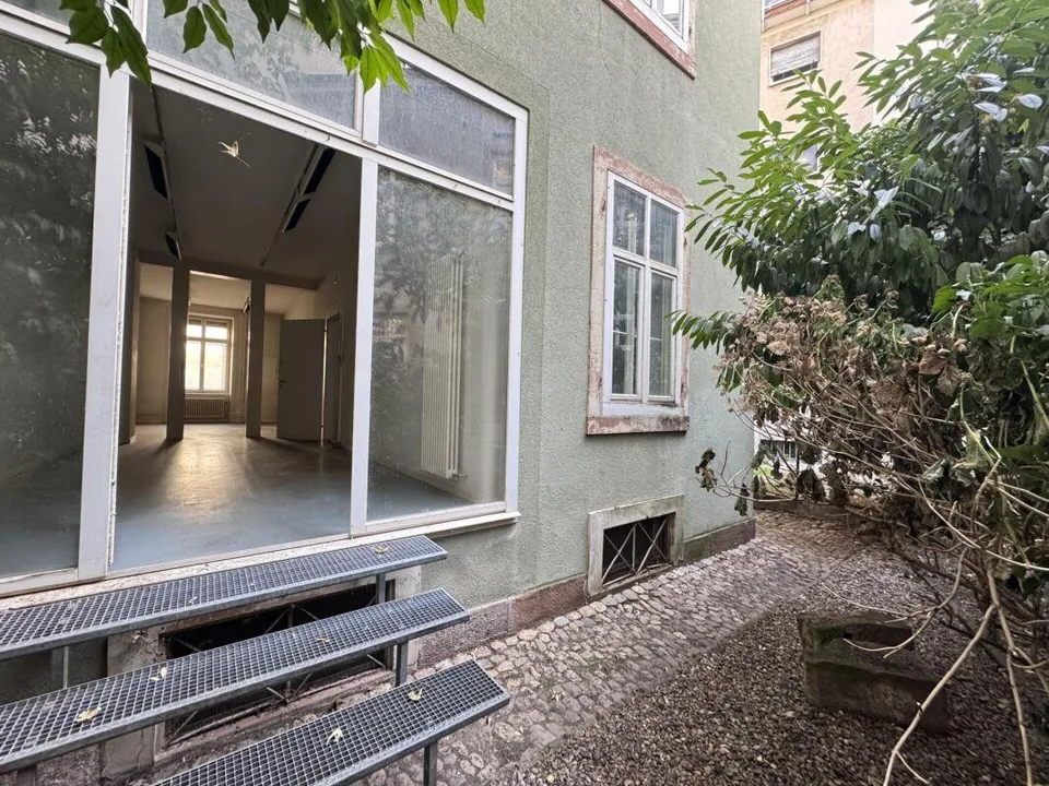 ATTRACTIVE TOWNHOUSE WITH VISIONS