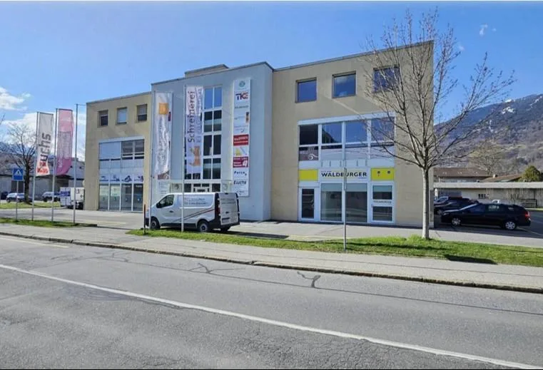 🏢 Repräsentative Büro- und Praxisfläche in Landquart zu vermieten