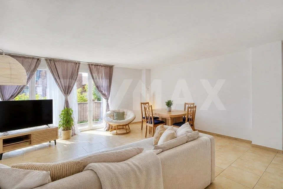 LAVIGNY – TRIPLEX DE 141 M² À L’ESPRIT MAISON