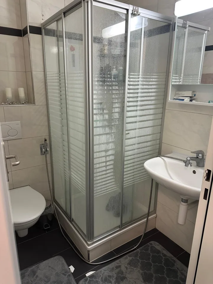 Grosszügige 3.5-Zimmer-Wohnung, 130 m² Blickensdorferstrasse 22, Baar