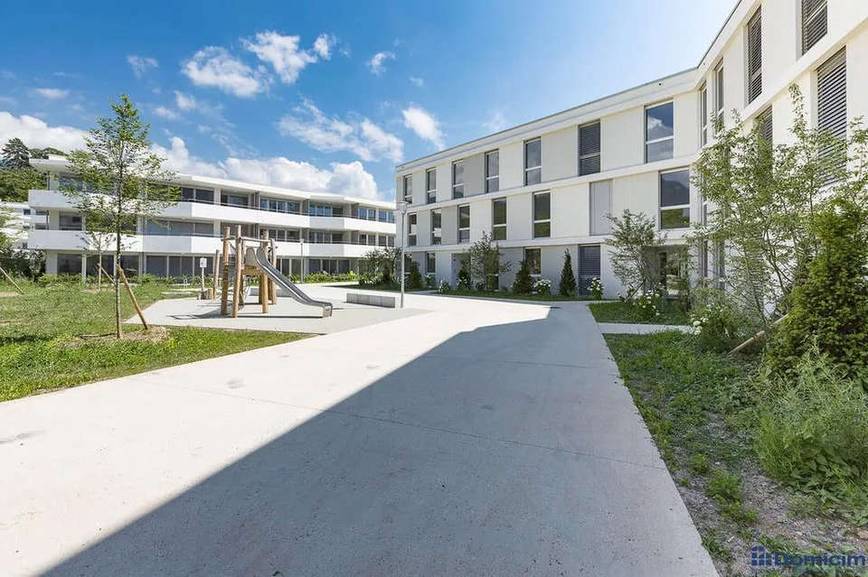 5 pièces au 1er étage, au sein d'un quartier MINERGIE familiale