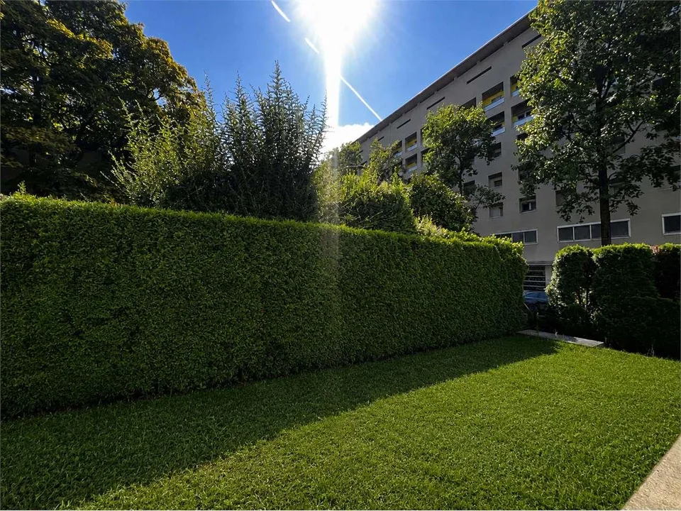 Rif. 2703 Lugano in affitto ampio 2.5 locali con giardino privato