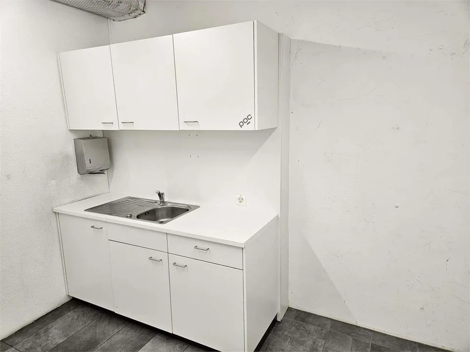 Büro- und Gewerbefläche zur Miete in Lugano