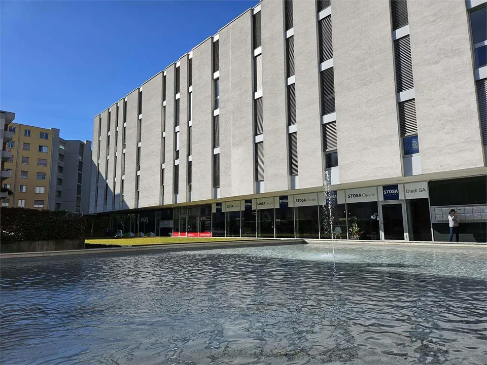 Büro- und Gewerbefläche zur Miete in Lugano