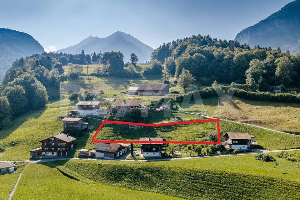 Baulandparzelle in Willigen — Wohnen an sonniger Hanglage mit Weitb...