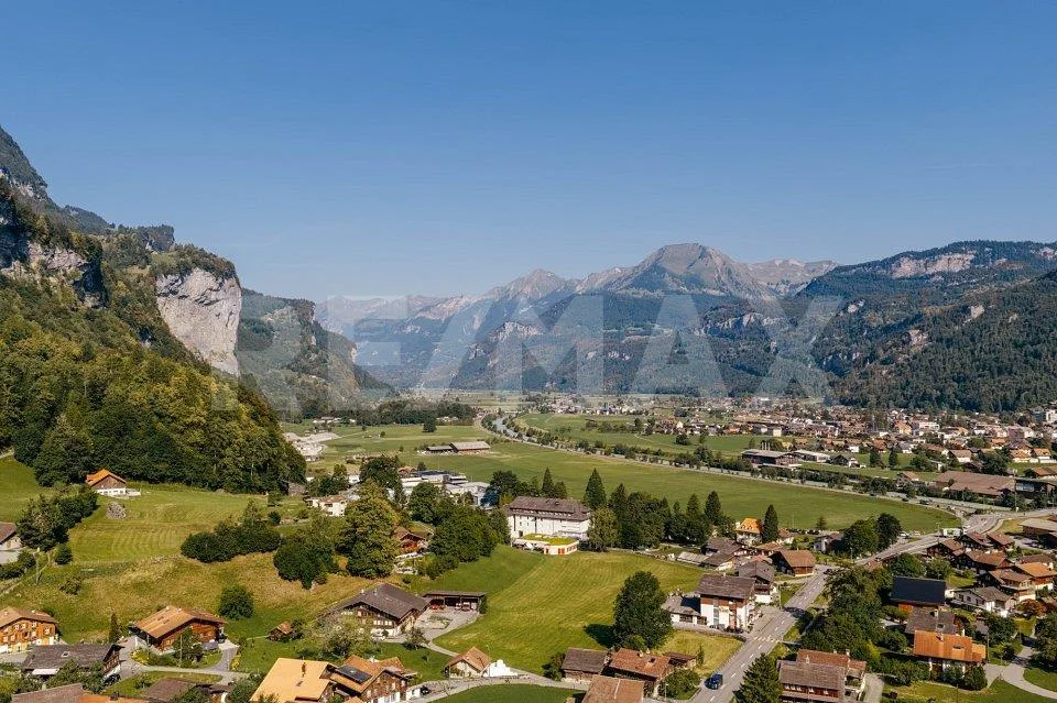 Baulandparzelle in Willigen — Wohnen an sonniger Hanglage mit Weitb...