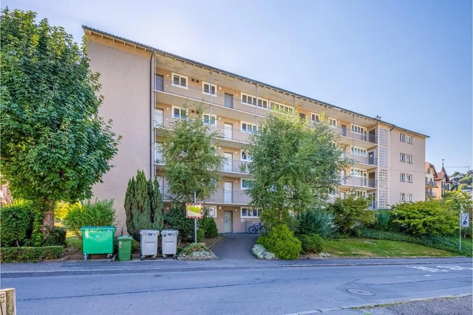 3.5-Zimmer-Dachwohnung mit viel Gestaltungspotenzial