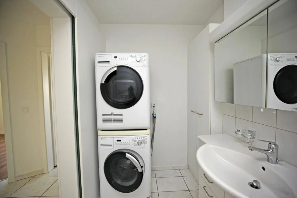 Ruhiges Wohnen neben dem Zentrum von Urtenen-Schönbühl 4.5-Zimmer-Erdgeschosswohnung