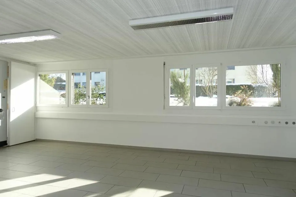 Einzigartige Gewerberäumlichkeiten im EG & UG