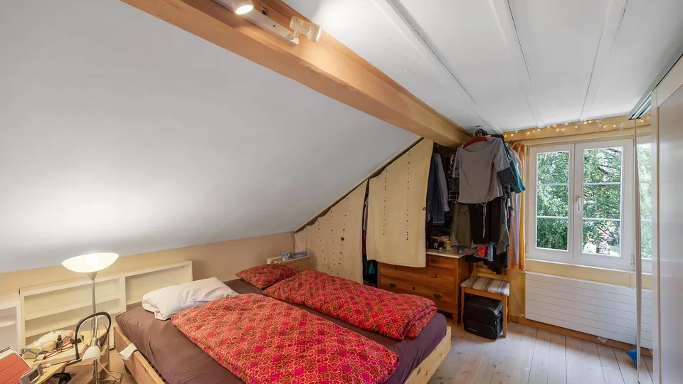 Familienhaus mit Charakter, Geschichte und viel Raum in Effretikon – Foto 19 von 21