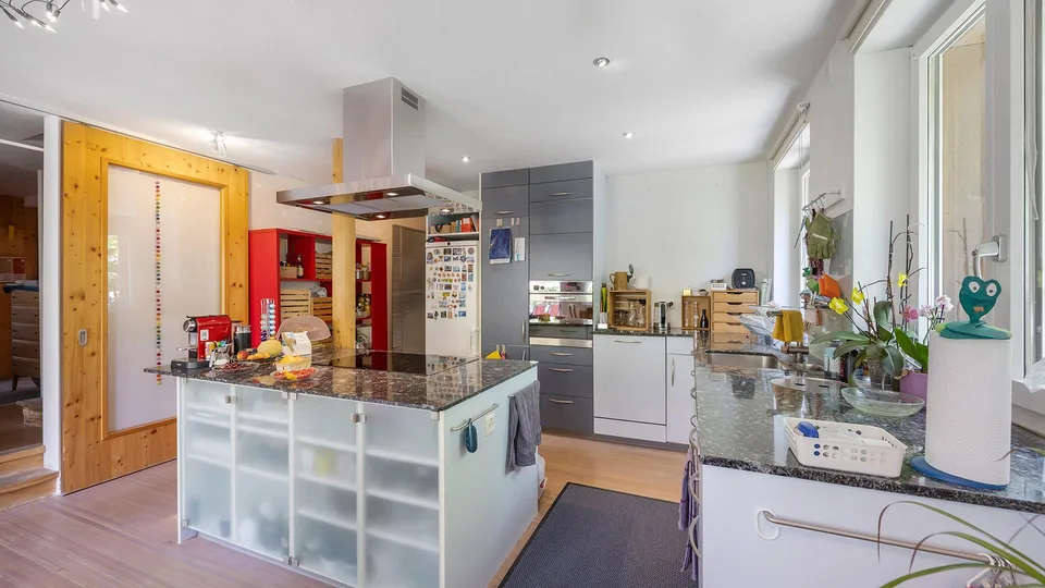 Familienhaus mit Charakter, Geschichte und viel Raum in Effretikon – Foto 6 von 21