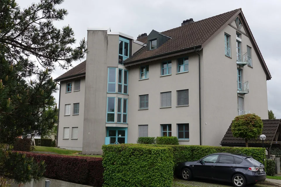 Schöne, grosse 4.5 Zimmerwohnung an ruhiger Lage mit Lift,
