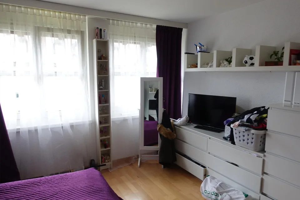 Schöne, grosse 4.5 Zimmerwohnung an ruhiger Lage mit Lift,