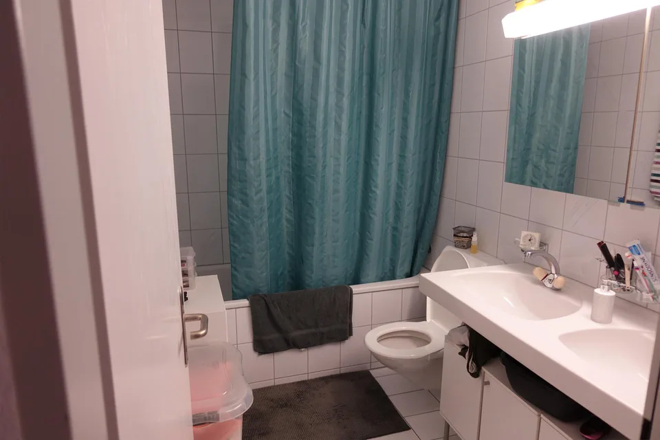 Schöne, grosse 4.5 Zimmerwohnung an ruhiger Lage mit Lift,