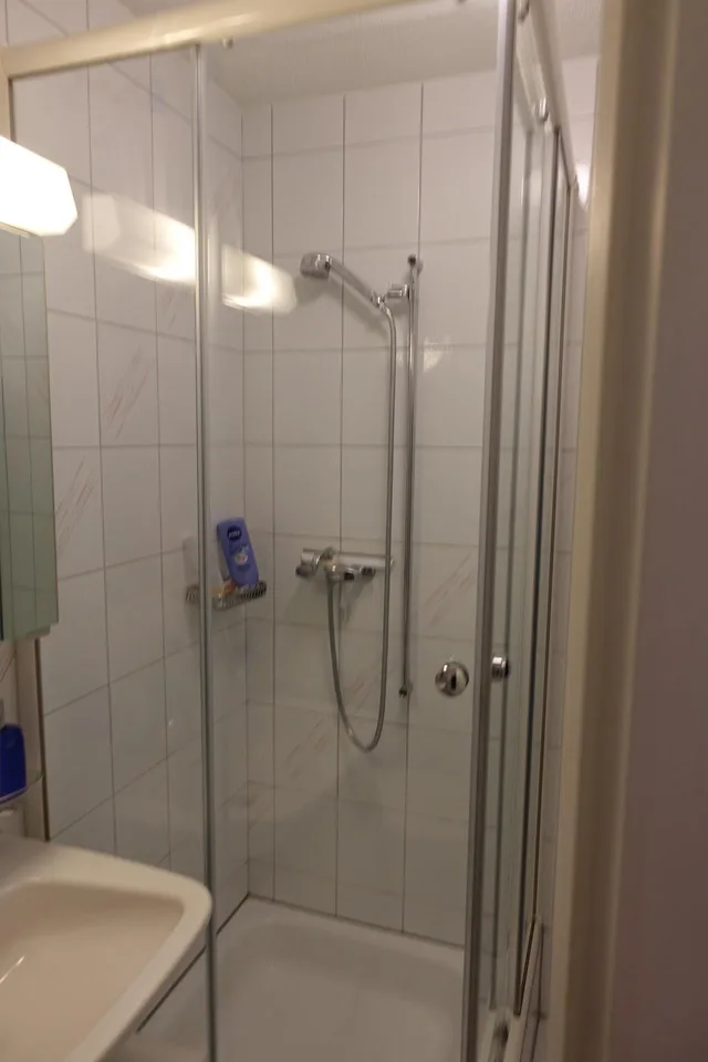 Schöne, grosse 4.5 Zimmerwohnung an ruhiger Lage mit Lift,