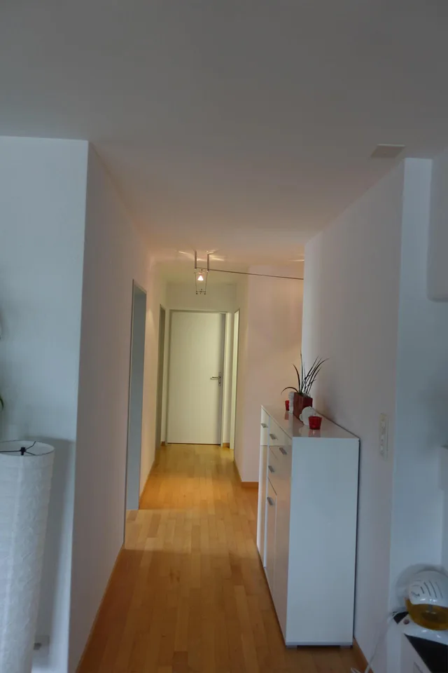 Schöne, grosse 4.5 Zimmerwohnung an ruhiger Lage mit Lift,