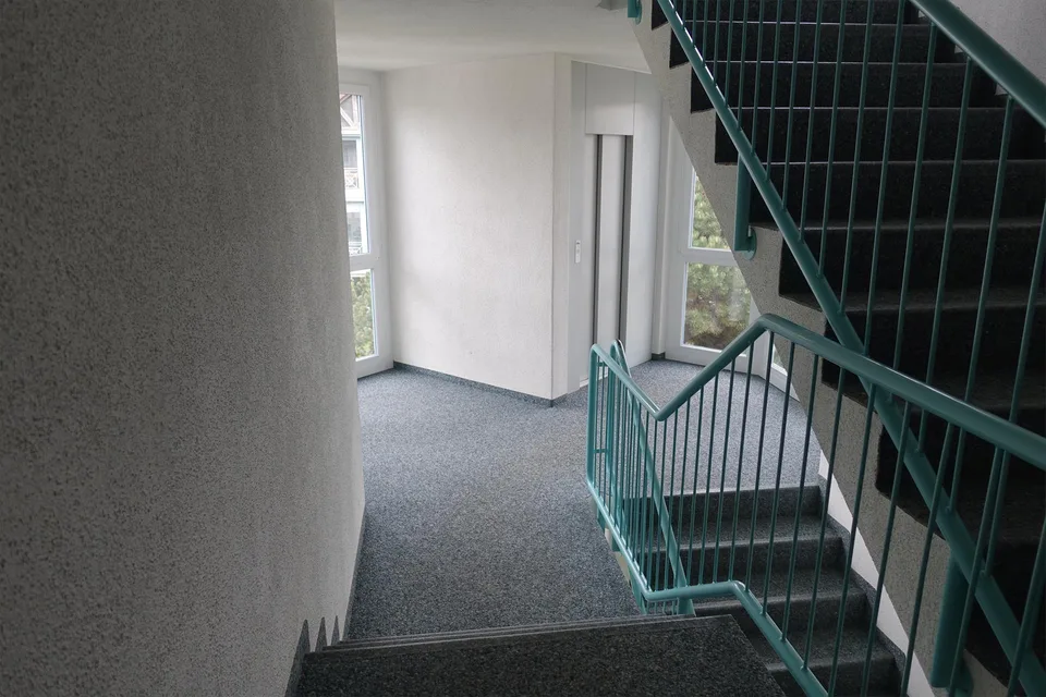 Schöne, grosse 4.5 Zimmerwohnung an ruhiger Lage mit Lift,