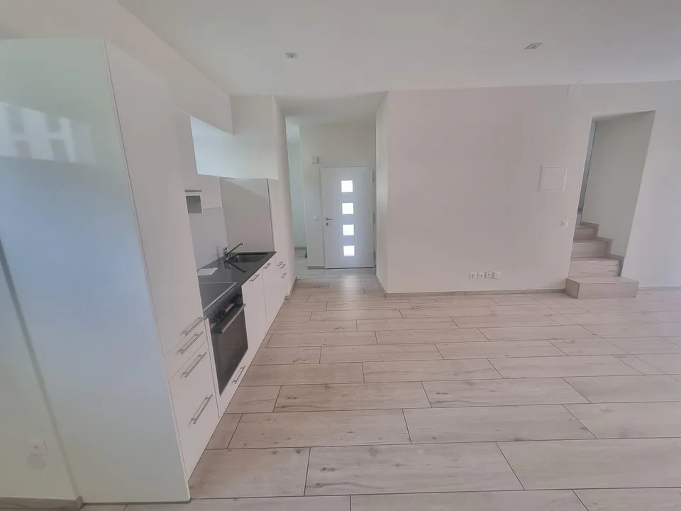 Attractive 2.5-room apartment in the quiet canton of Glarus