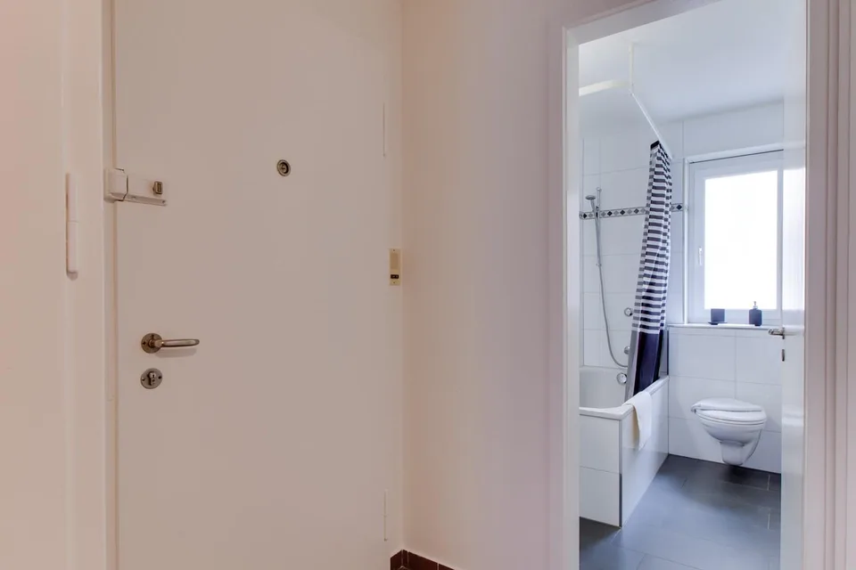 Möblierte Wohnung im Seefeld an ruhiger Lage mit separater Küche