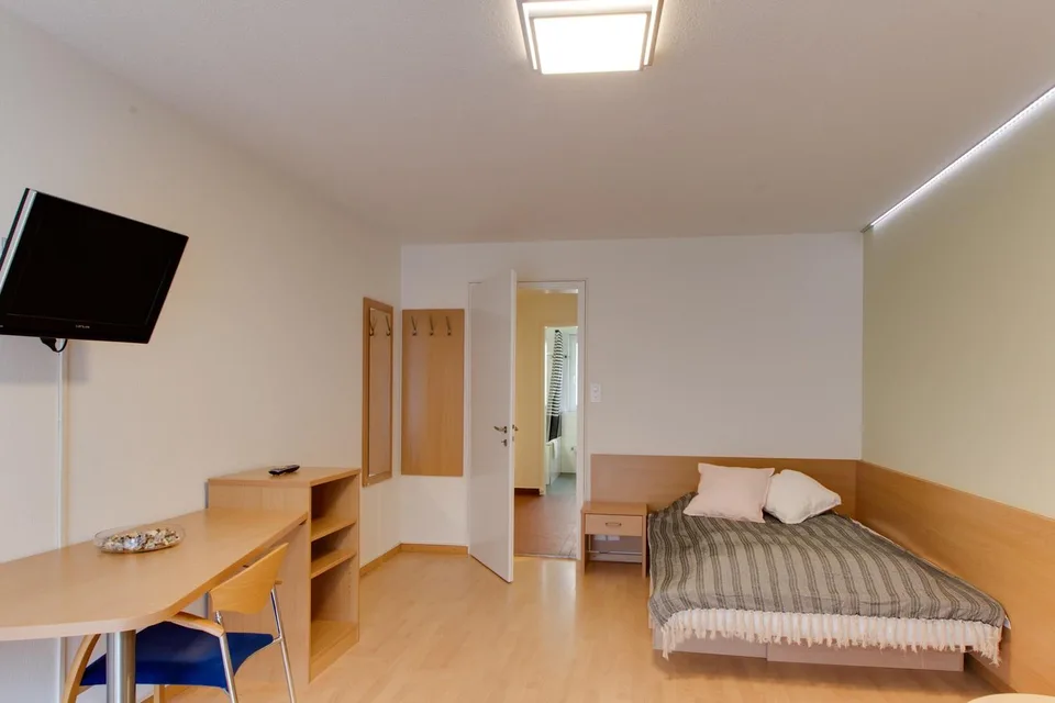 Möblierte Wohnung im Seefeld an ruhiger Lage mit separater Küche
