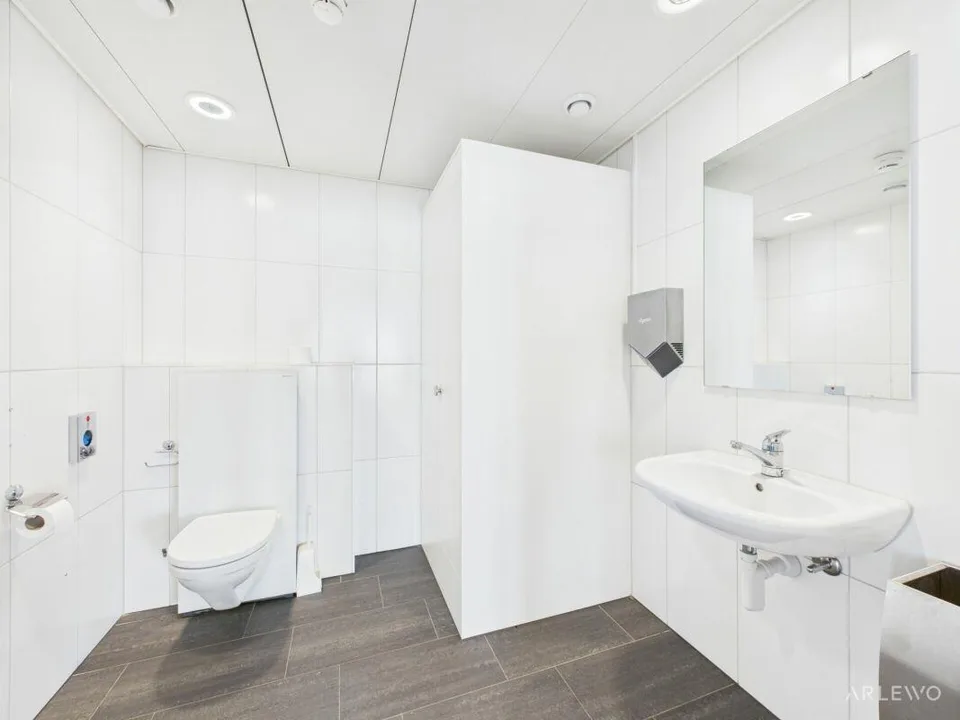 Arbeiten mit Weitblick? Büroflächen mit exklusiver Dachterrasse – Foto 10 von 21