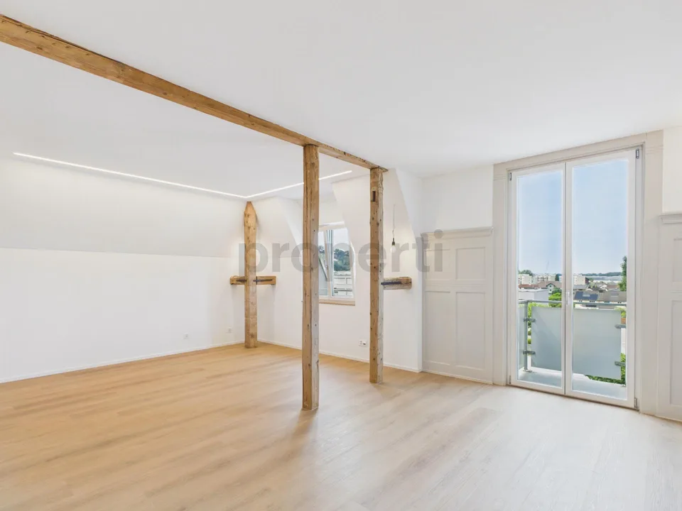 Maisonette moderne de 4,5 pièces avec balcon, Rheineck