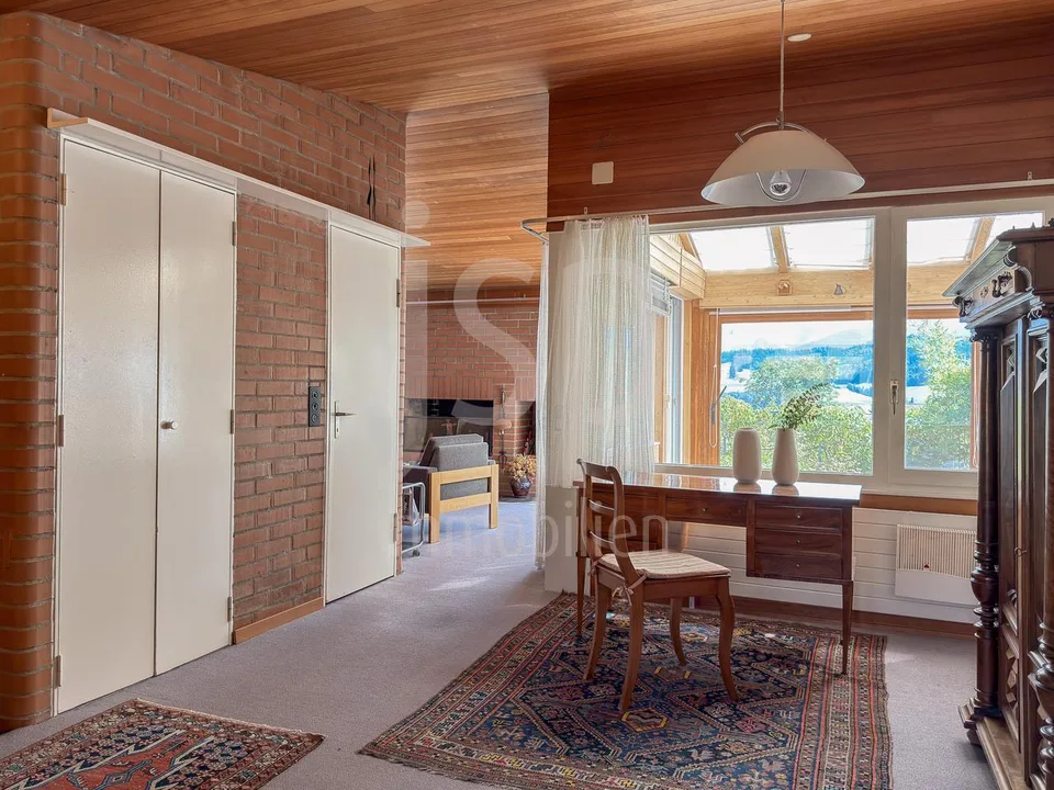 7 Zimmer Einfamilienhaus mit atemberaubendem Panorama