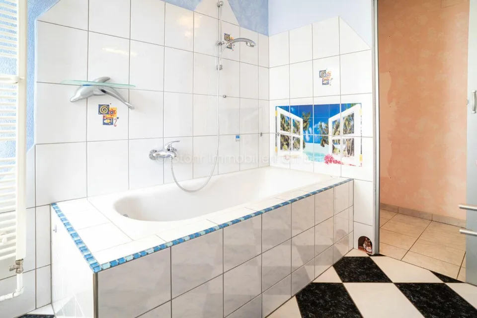 Charming 6.5-room detached house with great potential in the popular Deutweg district