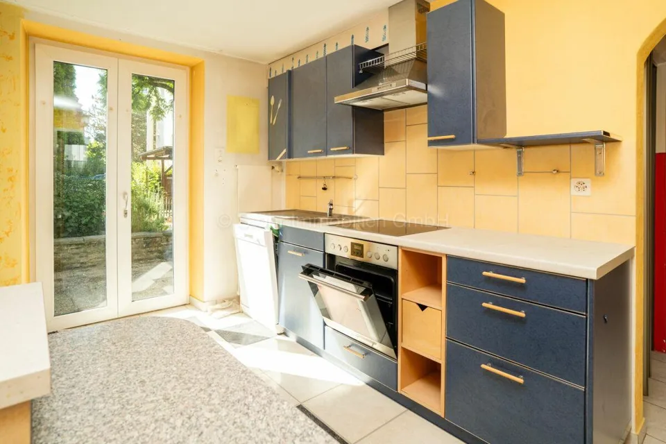 Charming 6.5-room detached house with great potential in the popular Deutweg district