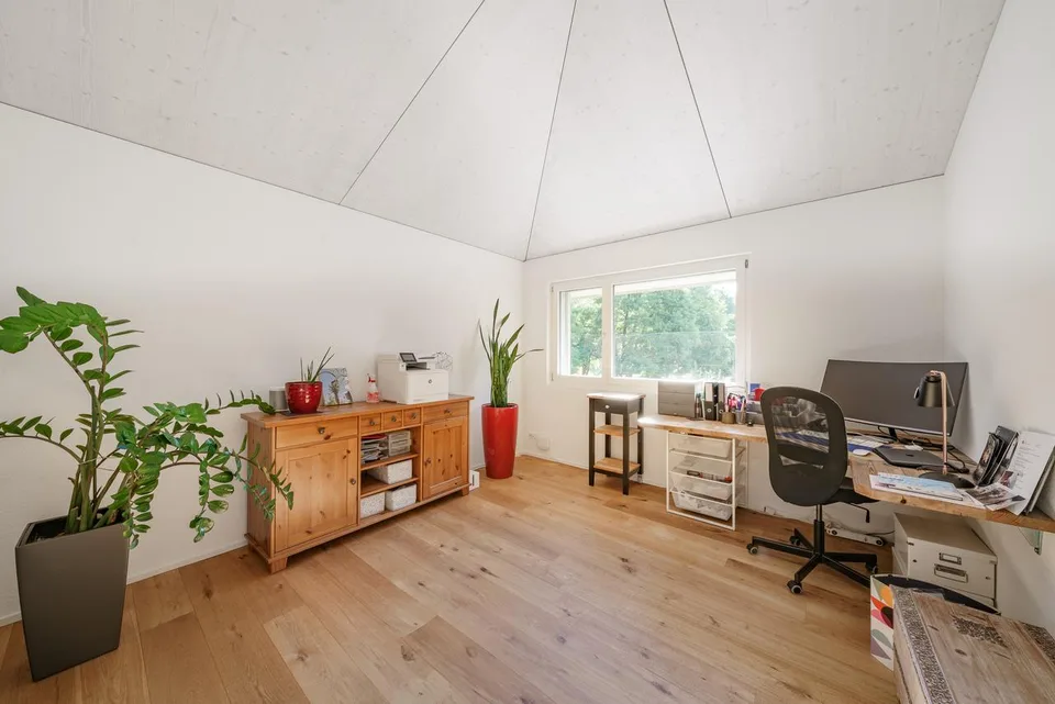 Stilvolles Einfamilienhaus mit Gartenparadies und Nachhaltigkeit