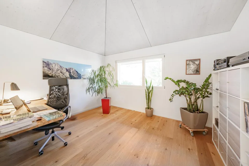 Stilvolles Einfamilienhaus mit Gartenparadies und Nachhaltigkeit