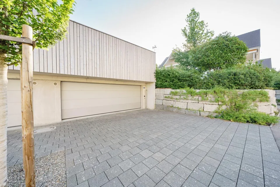 Stilvolles Einfamilienhaus mit Gartenparadies und Nachhaltigkeit