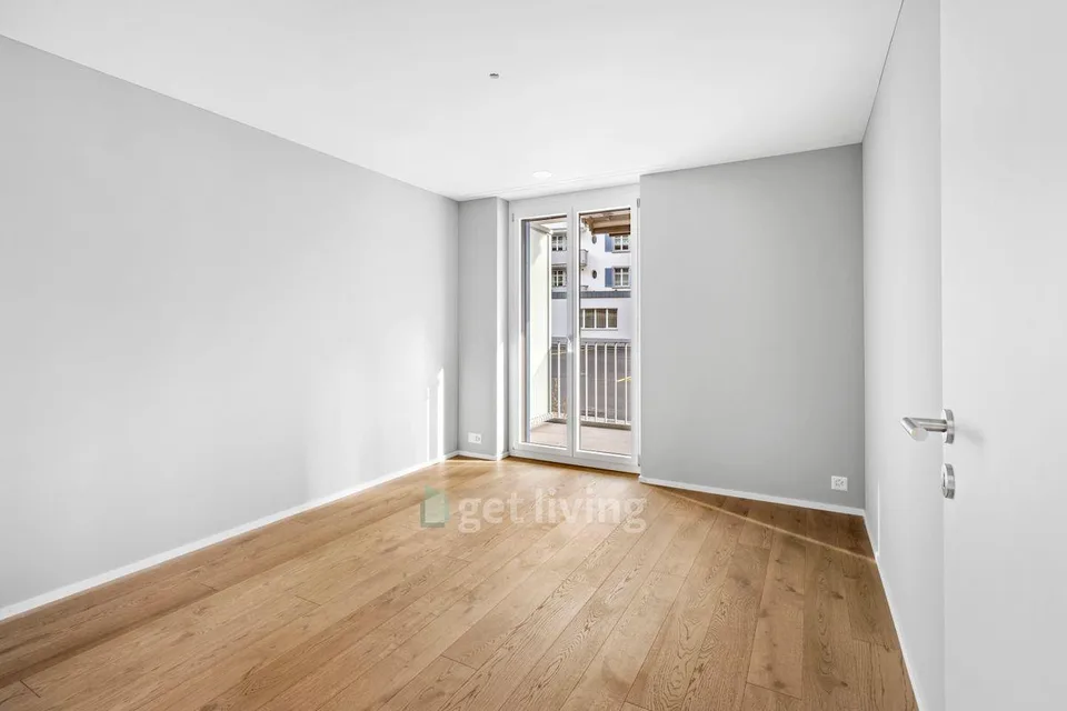 Traumhafte 3.5 Zimmer-Wohnung im ersten Stock mit Aussicht