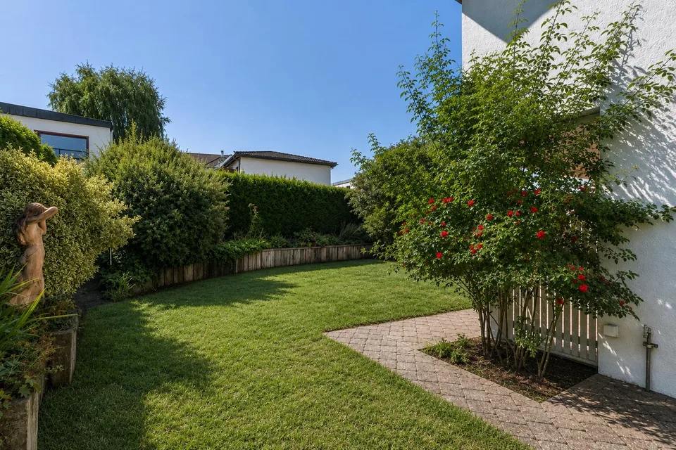 Wohnglück mit sonnigem Garten und Ruhe