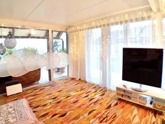 5 1/2-Zimmer-Villa an sehr ruhiger, sonniger Aussichtslage / villa ...