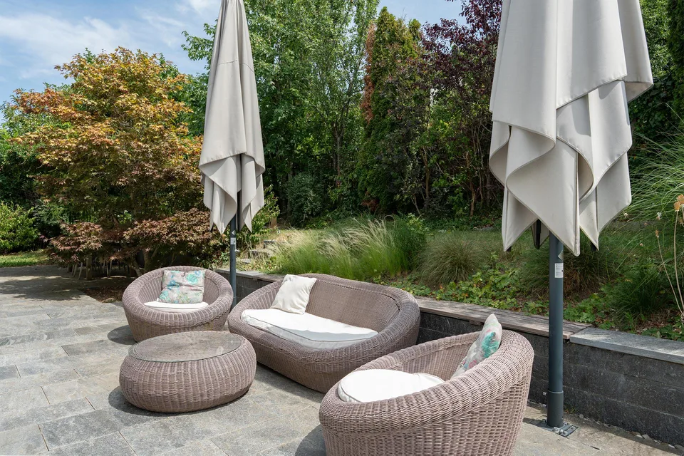 Einfamilienhaus komplett renoviert im Spiegel bei Bern