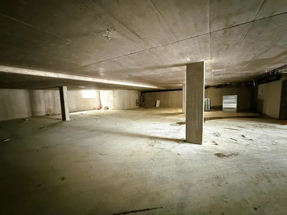 Einstellhallenplätze zu vermieten