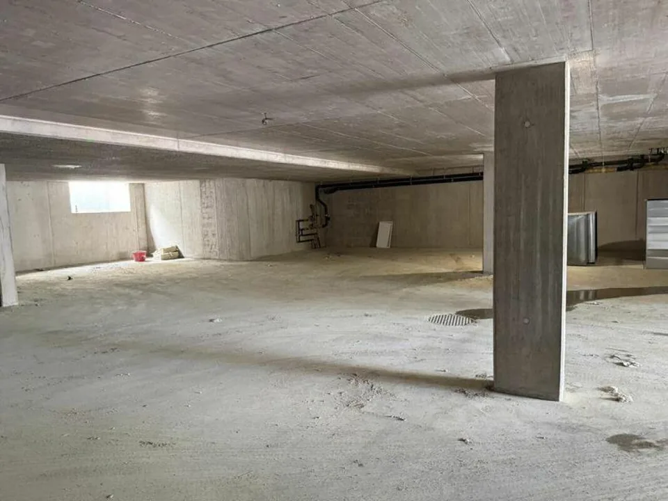 Einstellhallenplätze zu vermieten