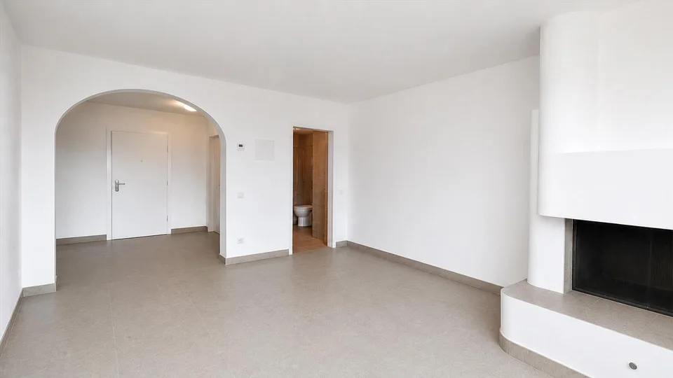 Neu renovierte 1.5-Zimmer-Wohnung im Dorfzentrum mit Infrastruktur