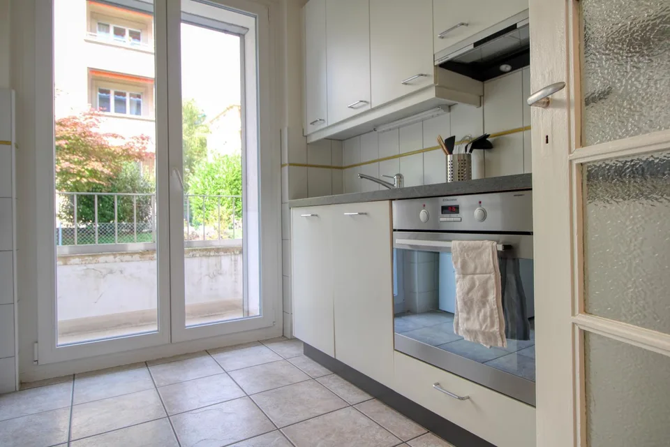 Modern Coliving with Green Surroundings and City Access in Lausanne-Bé