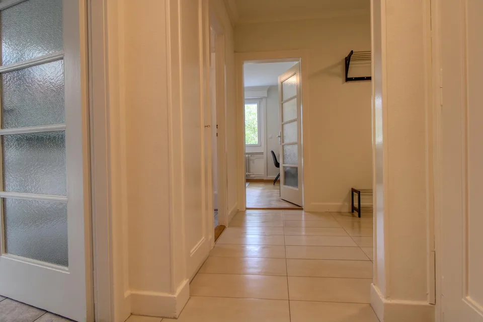 Modern Coliving with Green Surroundings and City Access in Lausanne-Bé
