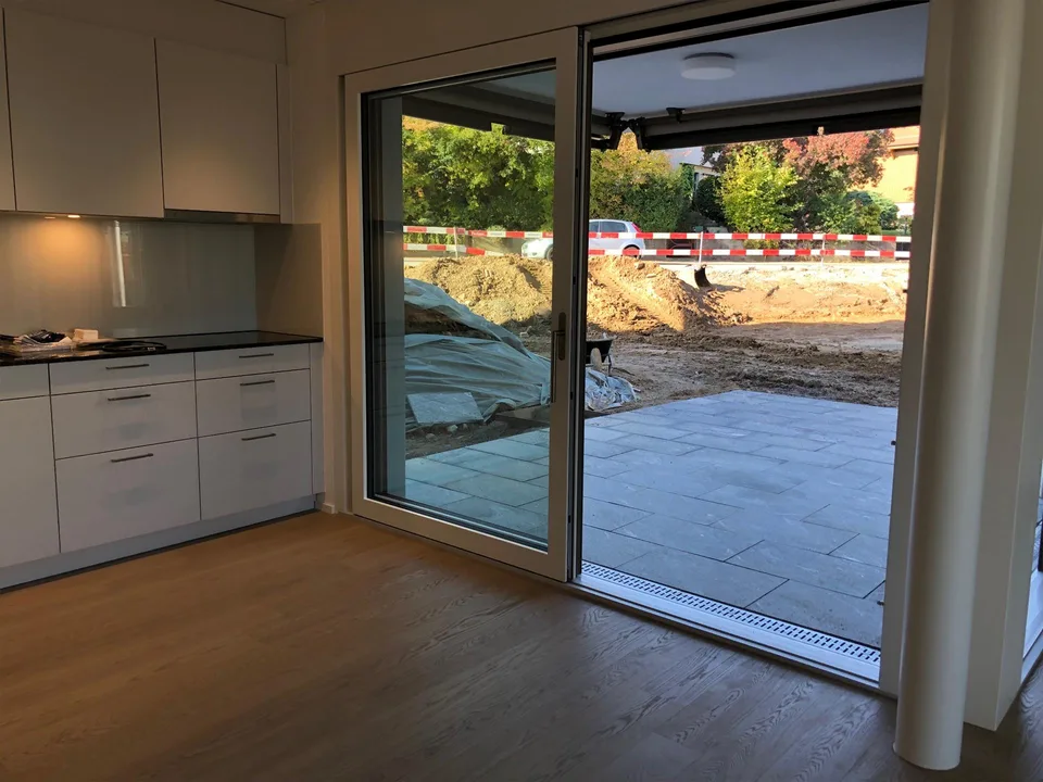 Schöne und helle 2.5-Zimmer-Wohnung im EG nahe Bahnhof Dietlikon