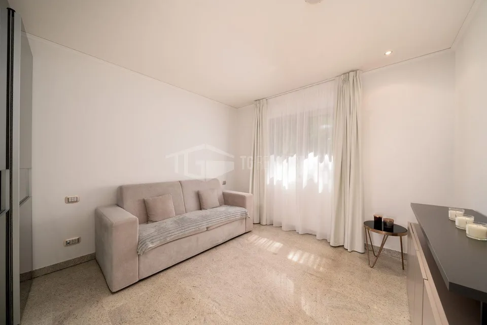 Appartement de 3,5 pièces, meublé, avec vue sur le lac