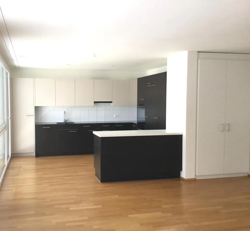 5.5-Zimmer-Maisonettewohnung an zentraler Lage – Foto 3 von 9