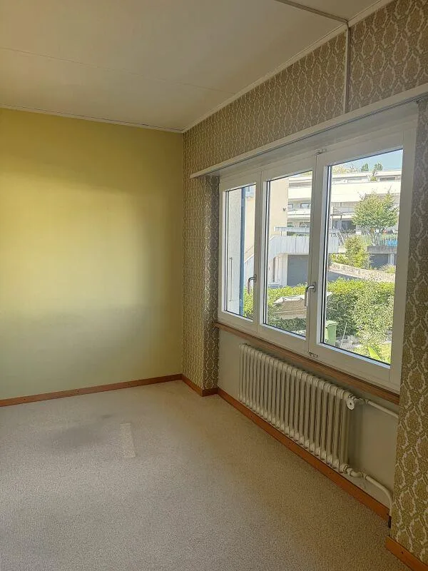 A home of your own. A garden of your own. Simply something spacious.
